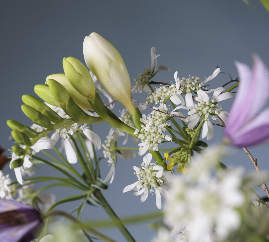 Summer hand-tied